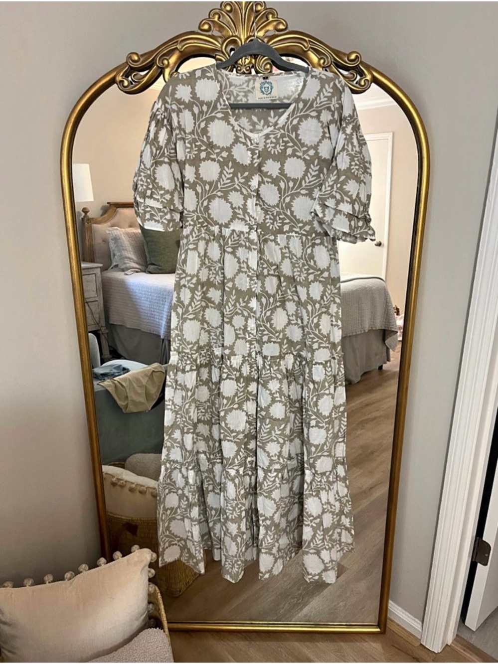 Tiered Maxi Dress in Beige and White Floral